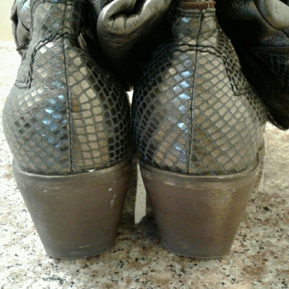 Gazith Silver Python Boots - Picture 3 of 4